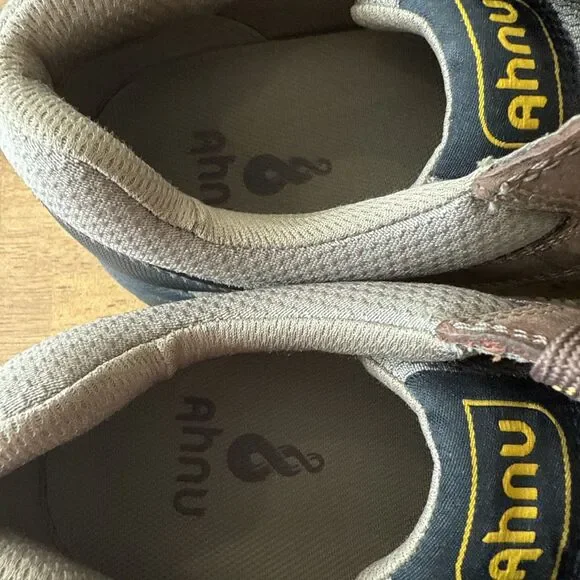 Ahnu Mens Size 9.5 Brown Leather Outdoor Hiking Sneaker Shoes F19616E - Picture 11 of 13